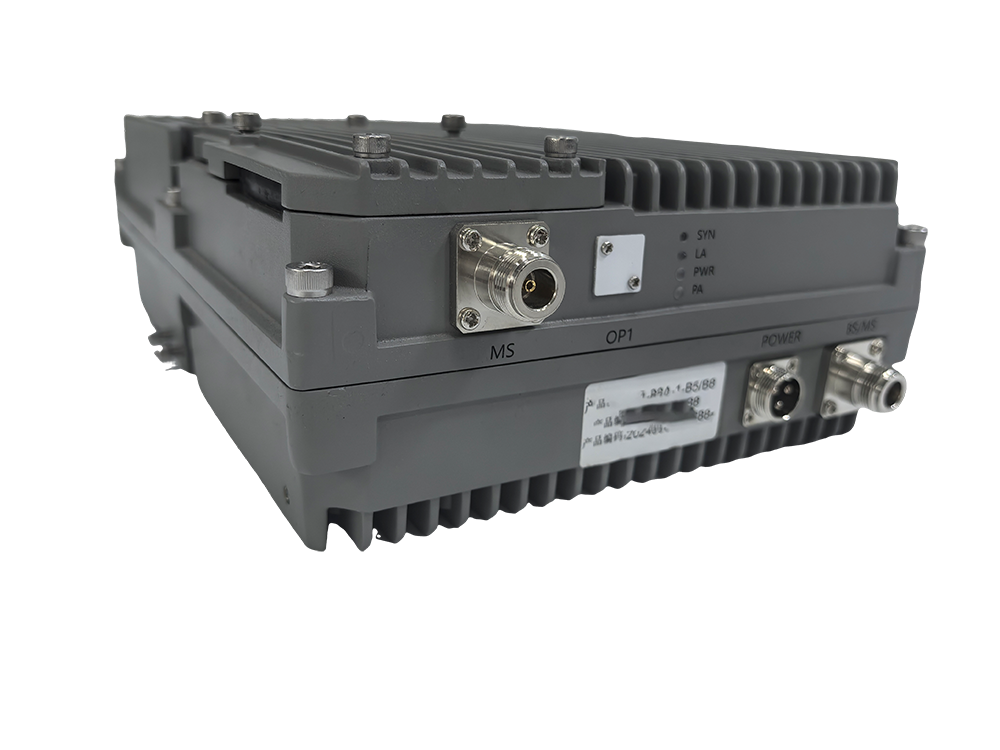  托克托三频手机信号接收器2000㎡